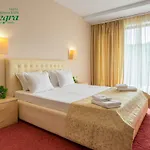 Allegra Balneo & فندق غولدن ساندز