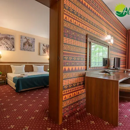 מלון Allegra Balneo & גולדן סנדס